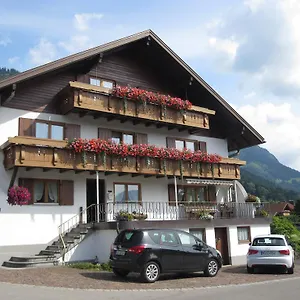 gastehaus-bach.com-bavaria.com/